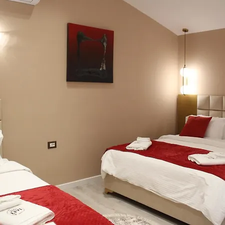 Hotel Livi *